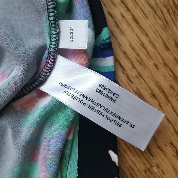 (M) Jockey Person to Person Multicolored Ruched Shoulder Detail Top Bright Cute - Picture 7 of 9